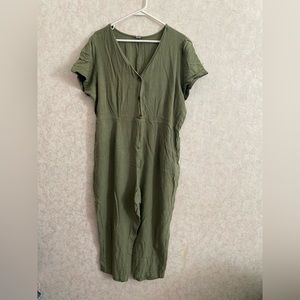 Old Navy women's extra large short sleeve green jumpsuit